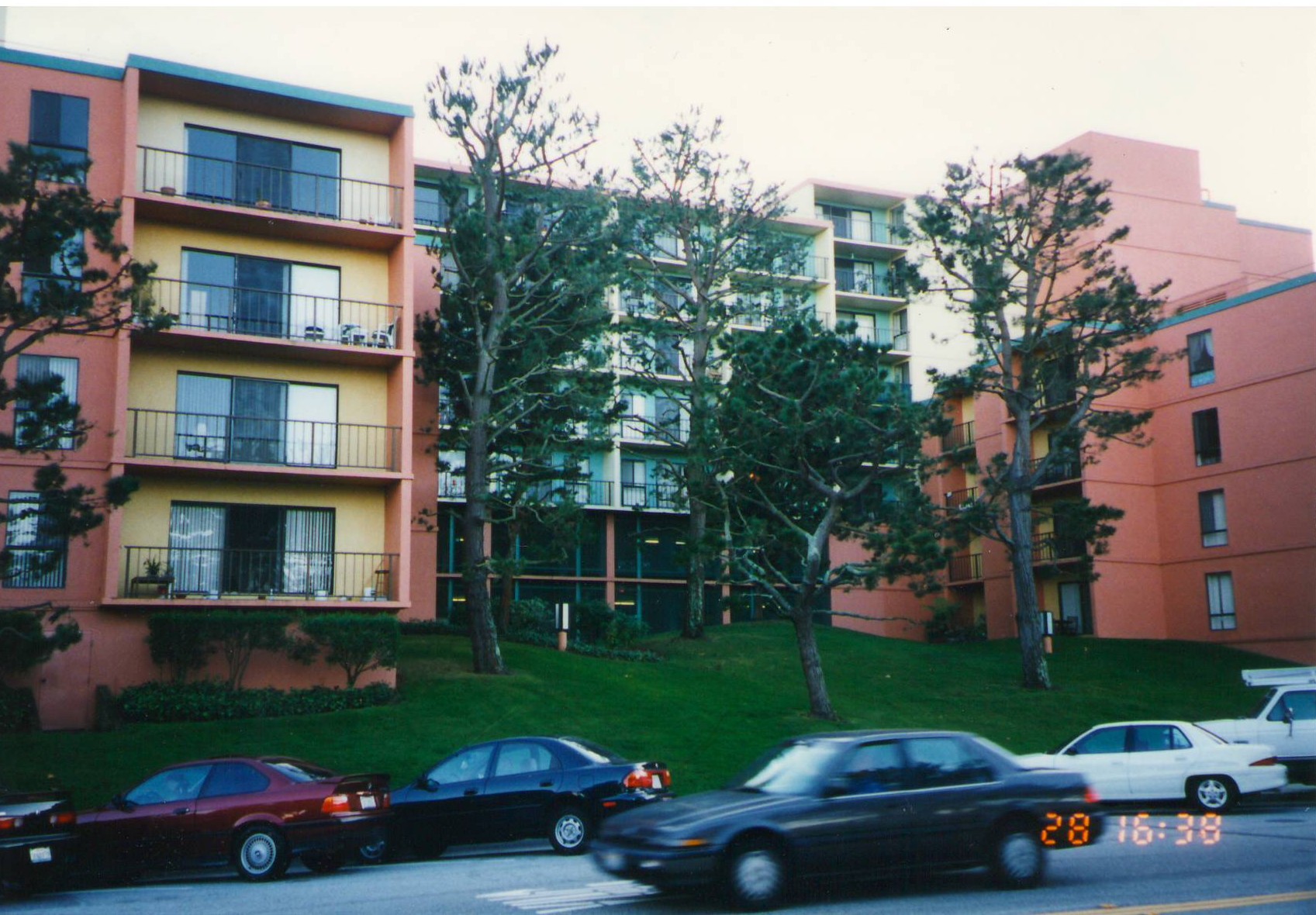 Oakwood Apartments